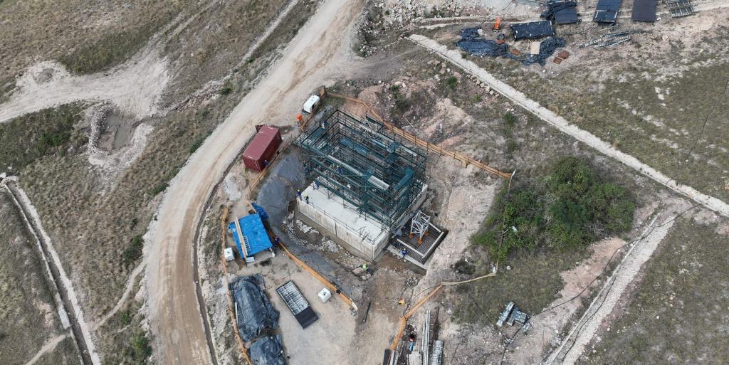 ILM pier under construction, forming part of the incremental launch approach. 